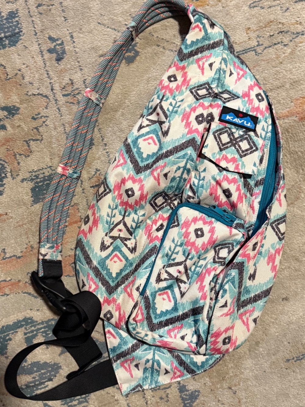 Kavu Rope Sling bag geometric print